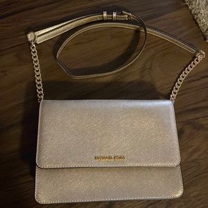 Gold Michale Kors crossbody